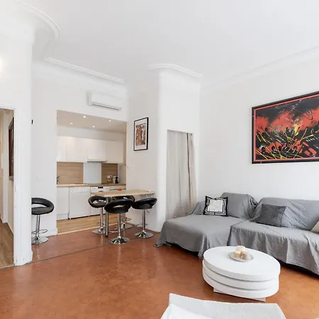 Barbara By Terry's Homes Cannes